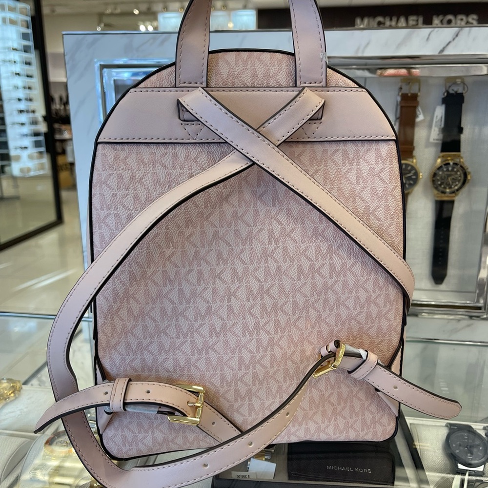 MICHAEL KORS Jaycee Medium Signature Logo Backpack
POWDER BLUSH
NWT - Picture 15 of 16